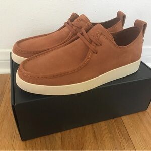 Everlane Suede Moccasin style sneaker - "The Desert Shoe"  Size 9, Brand New